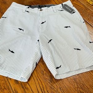 Nautica Classic Fit Deck Short stretch.  Men’s size 30 waist, inseam 8.5.